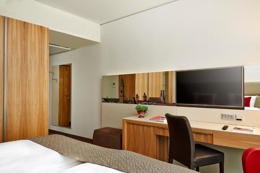 H4 Hotel München Messe - 舒适双人或双床间