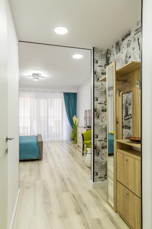 Day Residence Studio