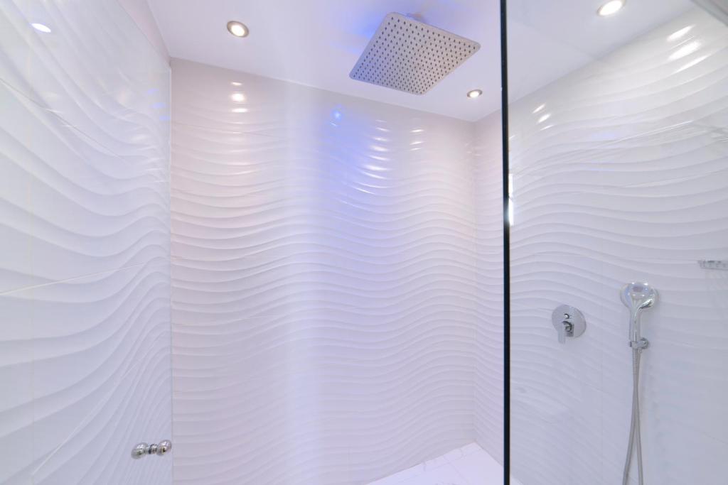 Kúpeľňa v ubytovaní Naiades Marina Hotel