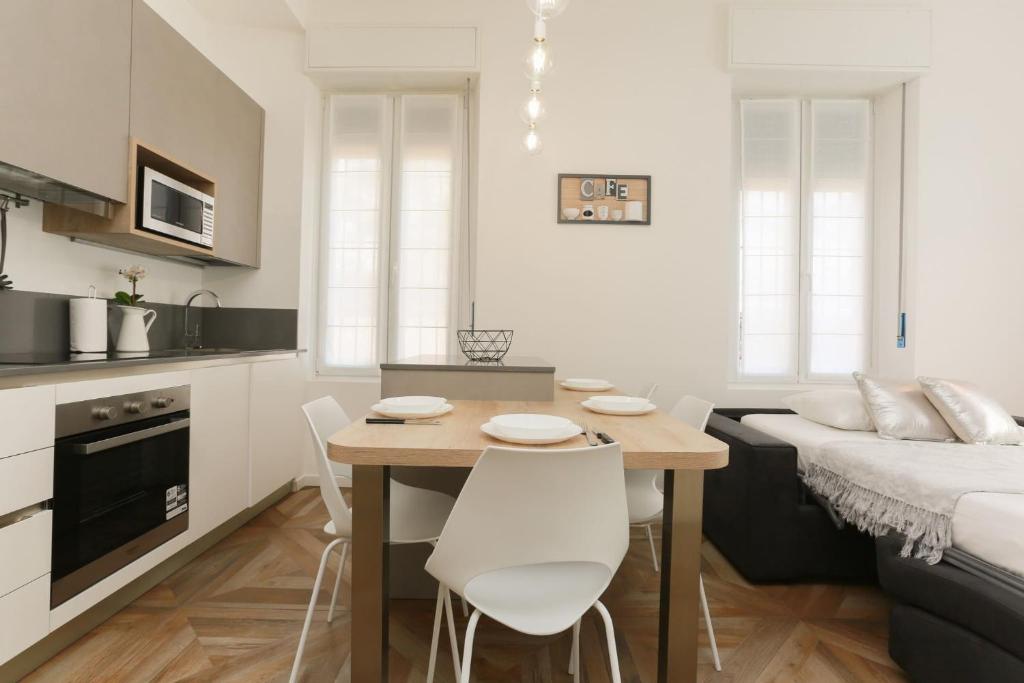 The Best Rent - Modern apartment near Bocconi University - Two-Bedroom Apartment