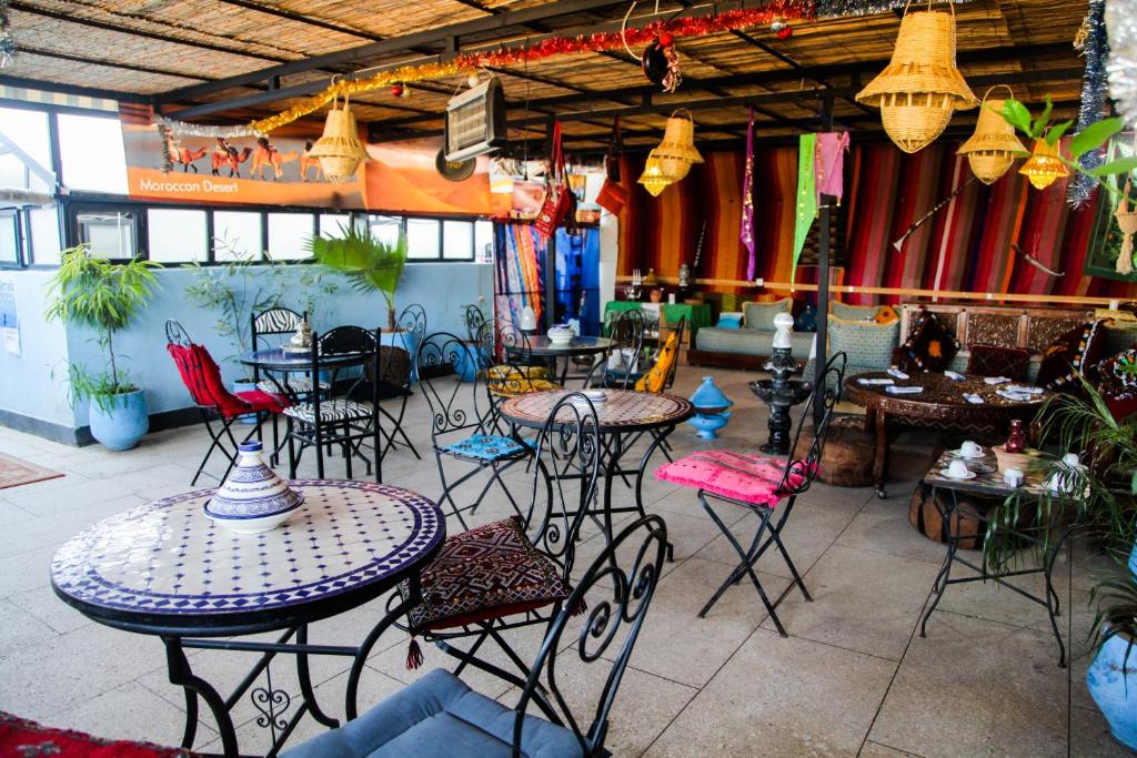 Restaurace v ubytování Dar Berrada - Ziat & Appartement