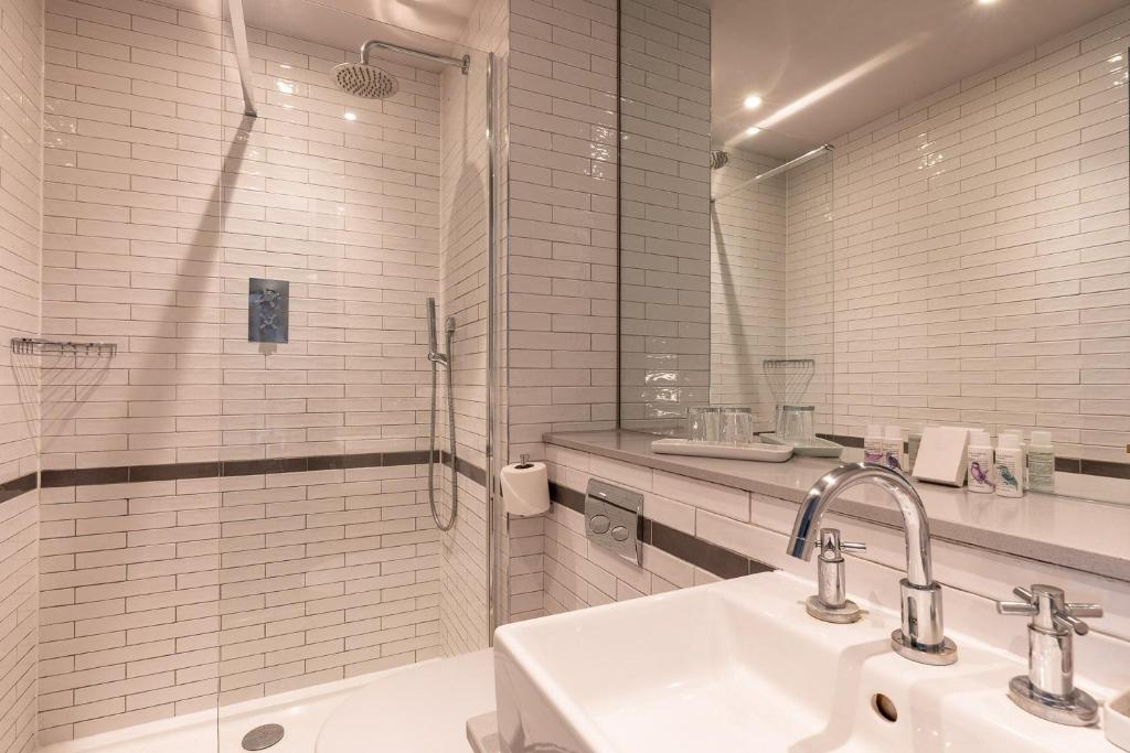 The Brook Green Hotel - Resim 28