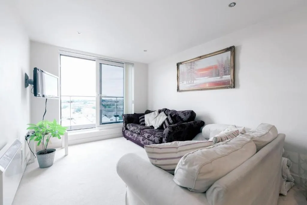 Chelsea / Imperial Wharf - Bright, modern, sunset view apartment, Londra, Marea Britanie