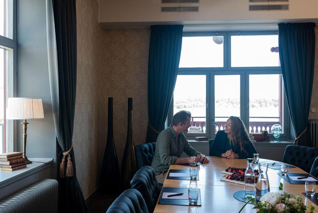 Posezení v ubytování Waxholms Hotell
