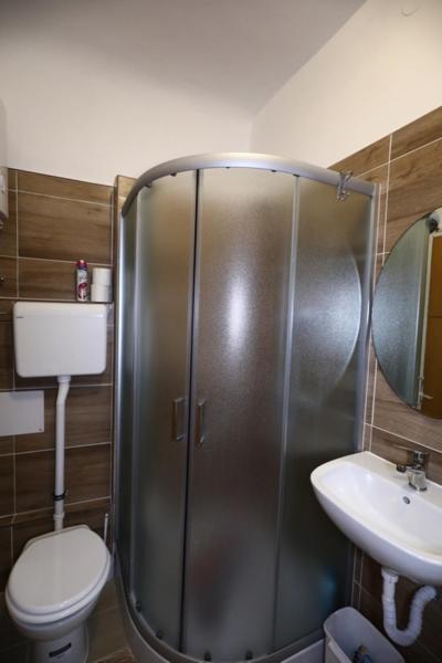 Kúpeľňa v ubytovaní ODEON Apartment And Rooms
