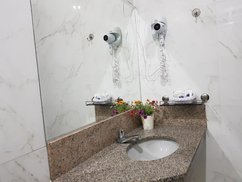  Hotel Minastur