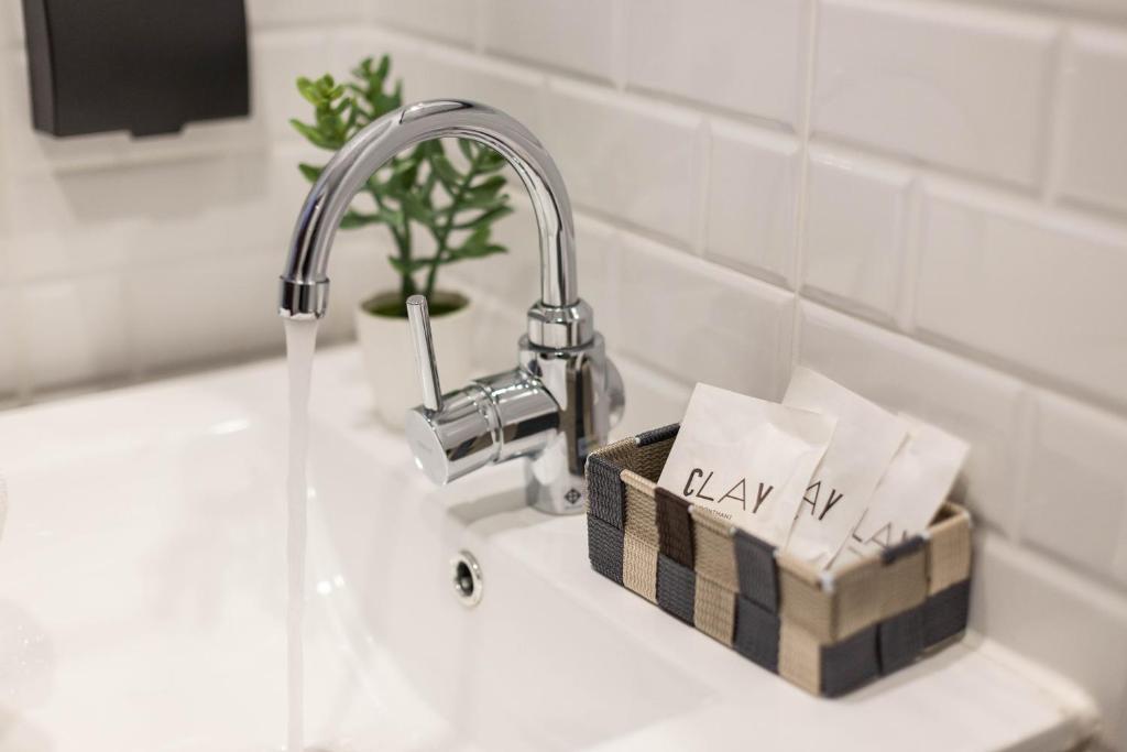 Clay Hotel Udonthani - Resim 8