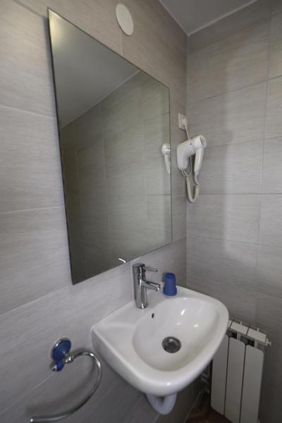 Kúpeľňa v ubytovaní ODEON Apartment And Rooms