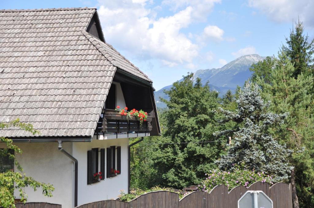 Nespecifikovaný výhled na hory nebo výhled na hory při pohledu z bed and breakfast