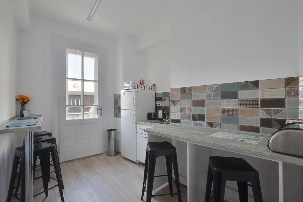 Kuchyň nebo kuchyňský kout v ubytování Hostel Musala