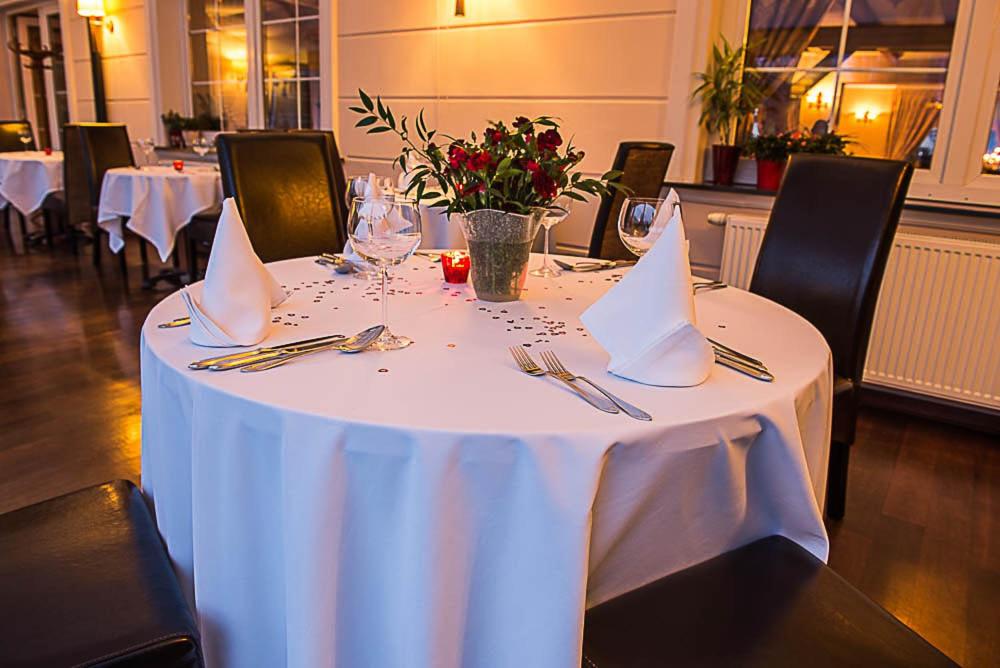 Restaurace v ubytování Hotel Lubicz