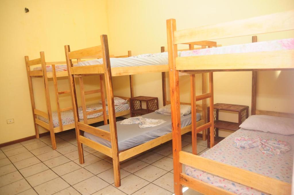 Shangri-la Hostel