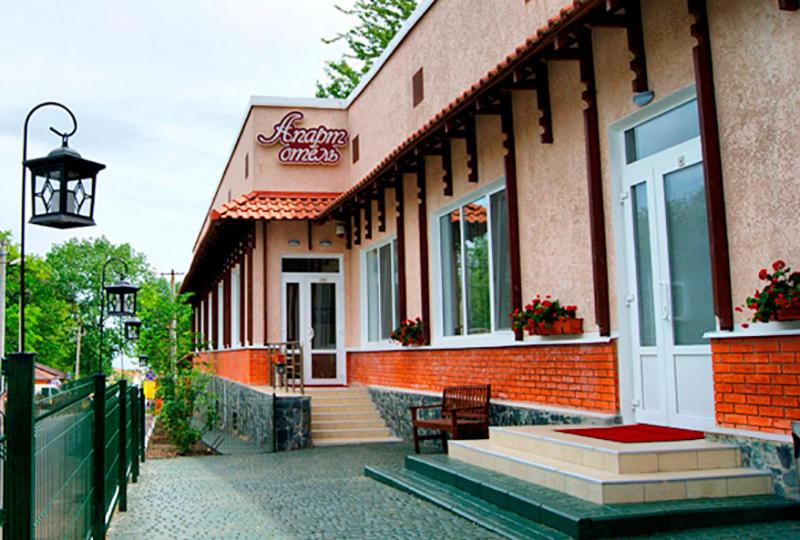 Budova, kde se hotel nachází