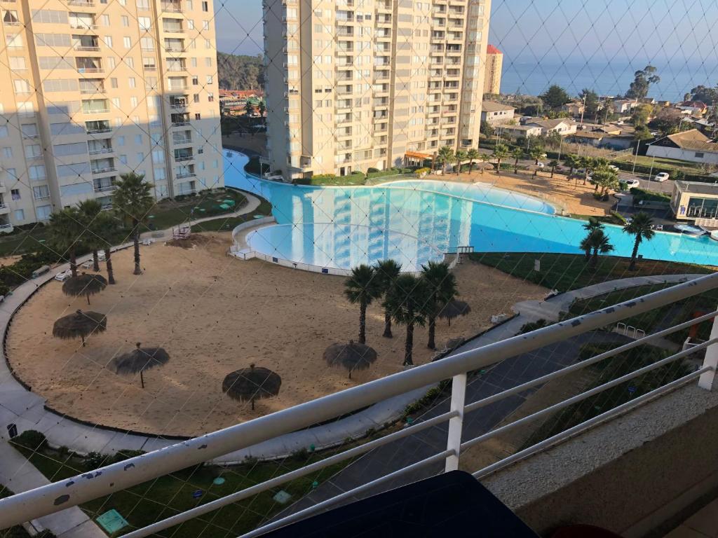 Bazén v ubytování Vista Laguna Apartment nebo v jeho okolí