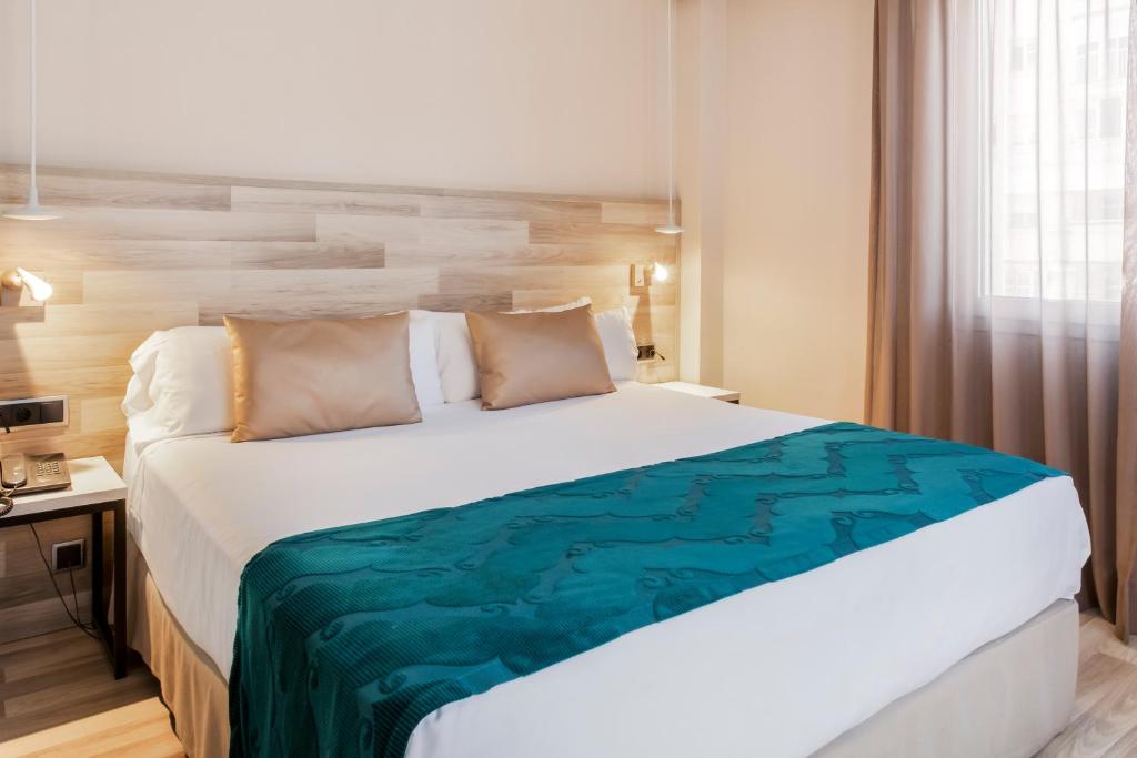 Catalonia Santa Justa - 6