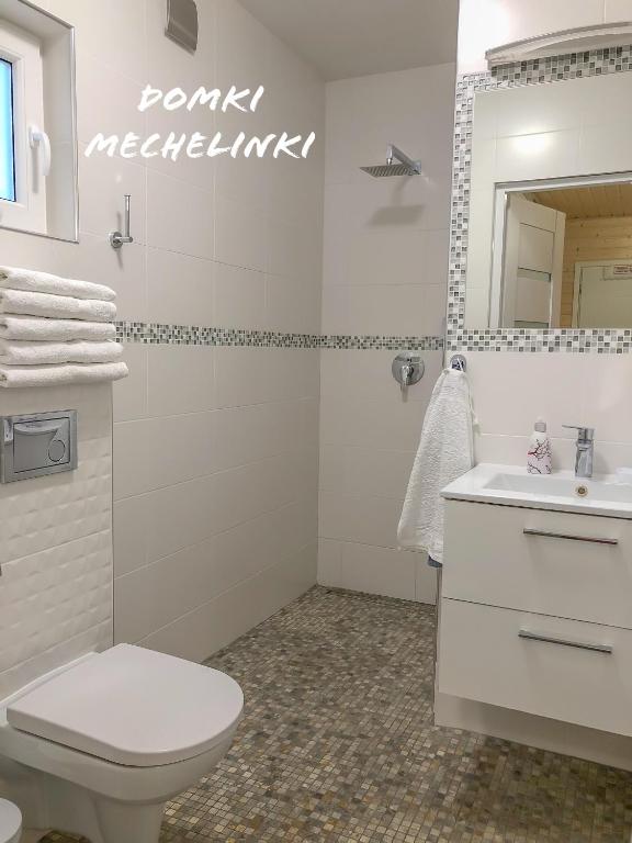 Koupelna v ubytování Domki Mechelinki