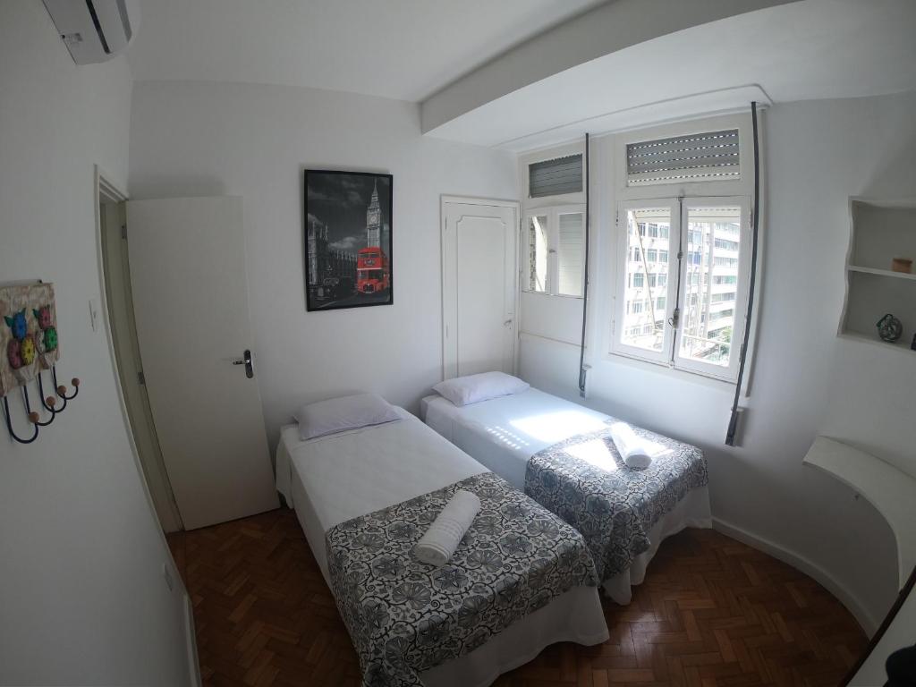  Amazing Apartment in the Heart of Copacabana