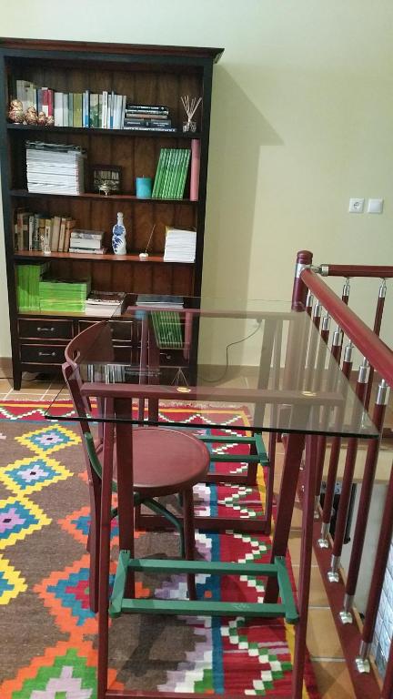 The library in the holiday home