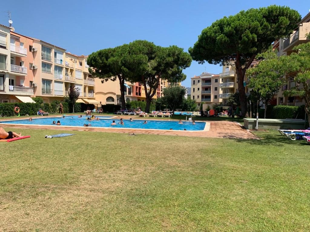 Empuriabravo holiday apartment, Empuriabrava, Spain - Booking.com