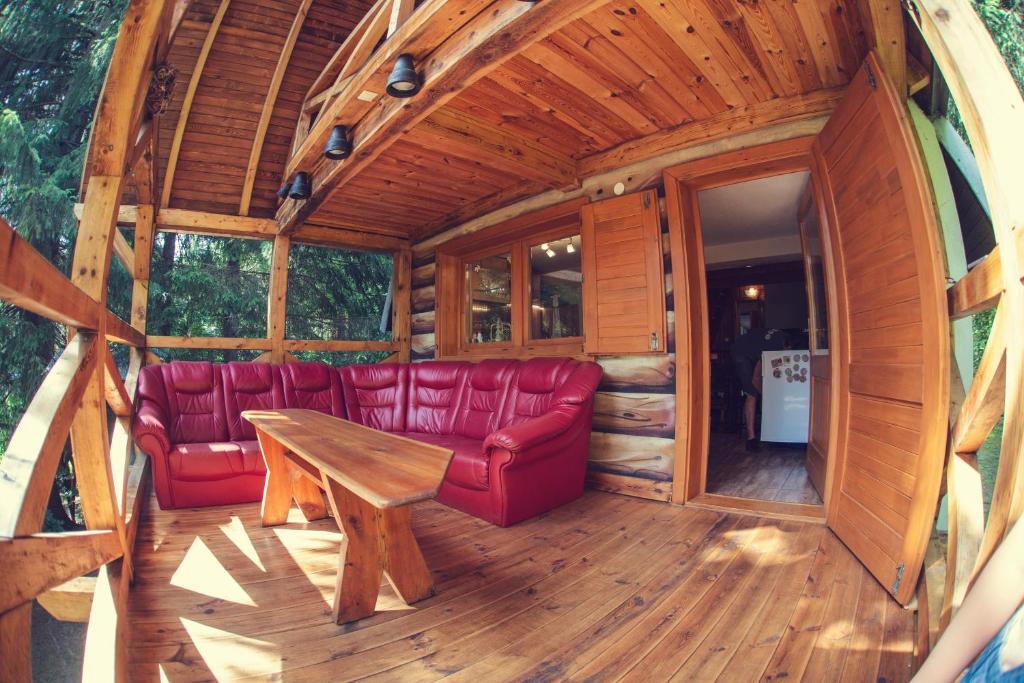 Posedenie v ubytovaní Ski Lake Cottage Krpáčovo