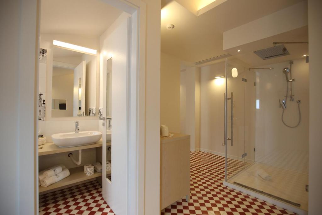 Koupelna v ubytování Suite Hotel L'Oasi di Riaci