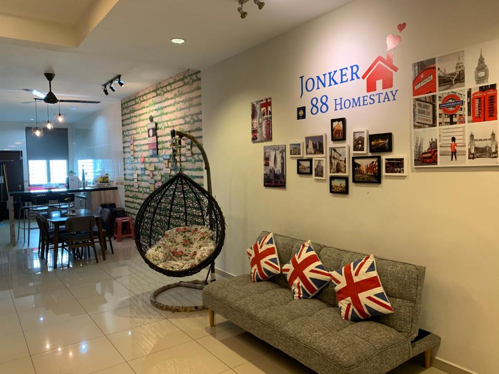 Posezení v ubytování Jonker 88 Homestay Melaka