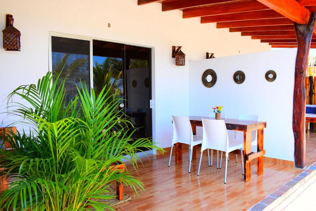 Balkón nebo terasa v ubytování Punta del Norte Bungalows
