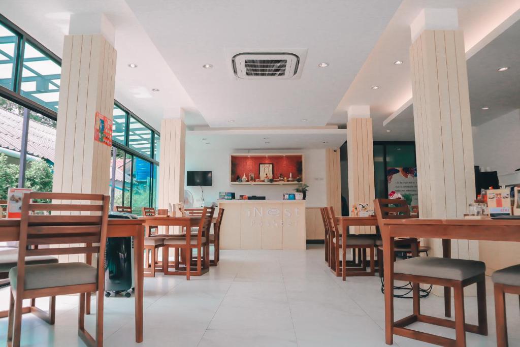 Restaurace v ubytování iNest Poshtel