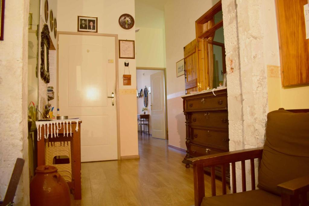 Stoa Rooms - Einzimmerwohnung