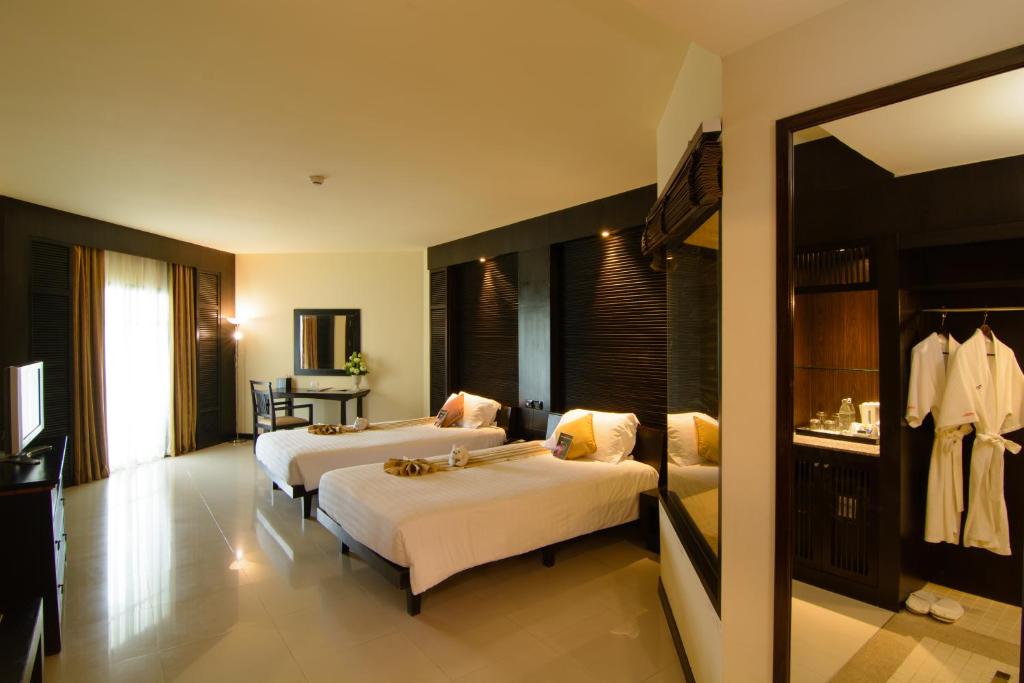 The Nouveau Chumphon Beach Resort And Golf - Habitación Gemela Superior Con Vista A La Piscina