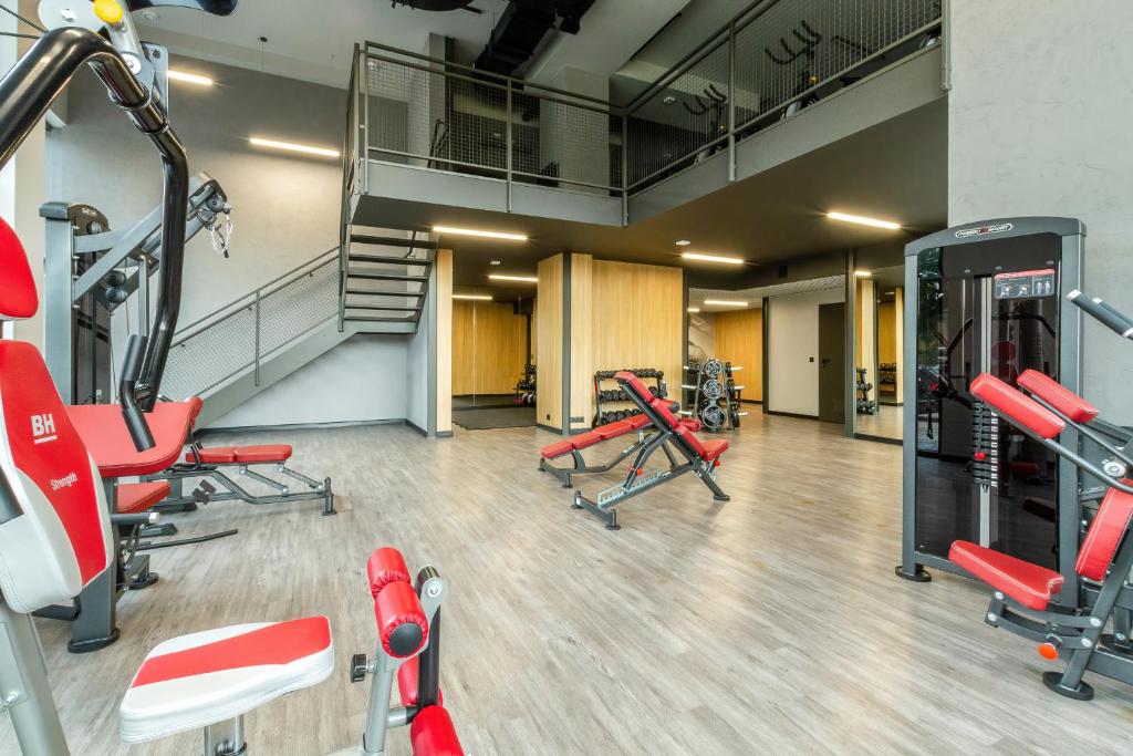 Posilňovňa alebo fitness centrum v ubytovaní Apartments Zajezdnia Wrzeszcz Gdańsk Grudziądzka by Noclegi Renters