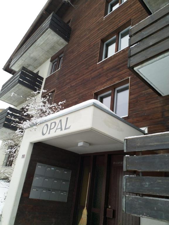 Budova, kde se apartmán nachází