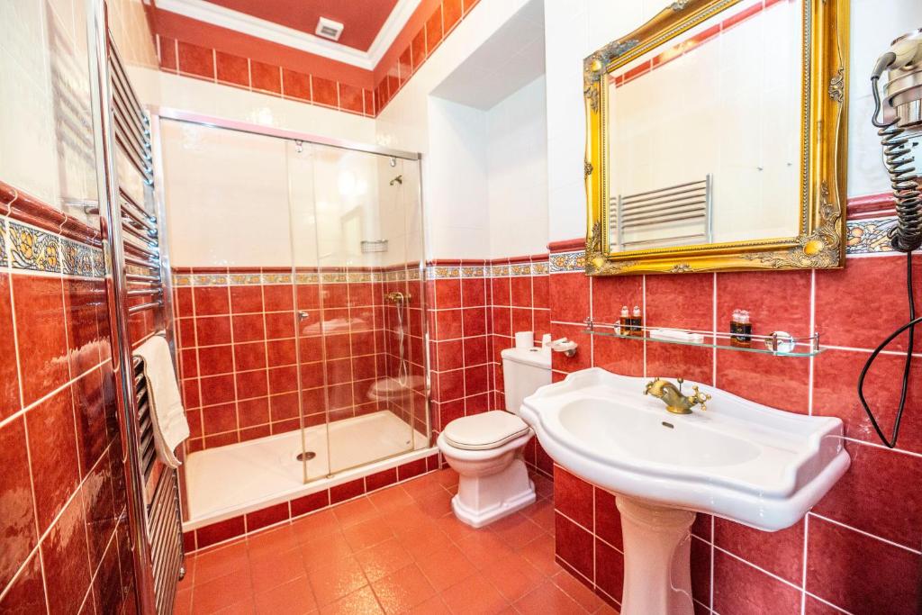 Koupelna v ubytování Grand Hotel Praha