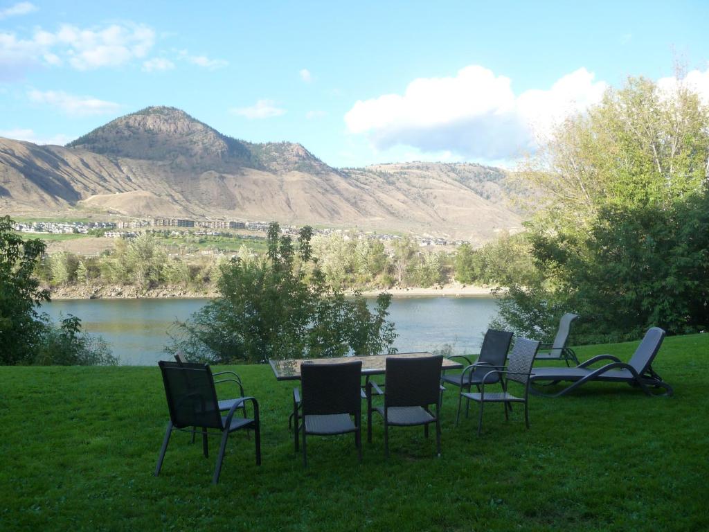 Riverland Inn & Suites - Resim 10