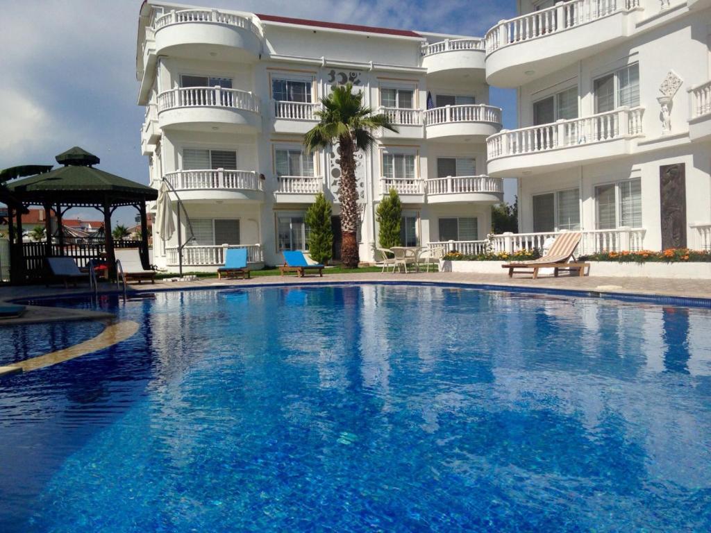 Bazén v ubytování BELKA GOLF RESİDENCE Deluxe apt Poolside BELEK nebo v jeho okolí
