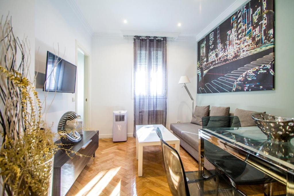 Apartamentos Dali Madrid - Two-Bedroom Apartment