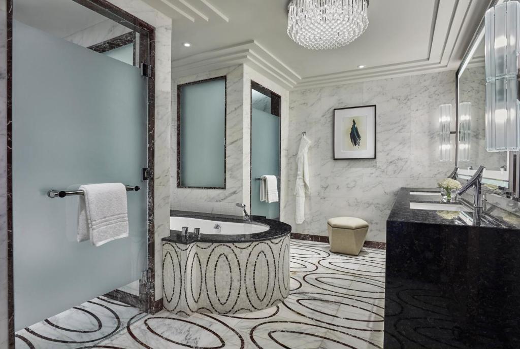 Four Seasons Hotel Abu Dhabi at Al Maryah Island - Resim 21