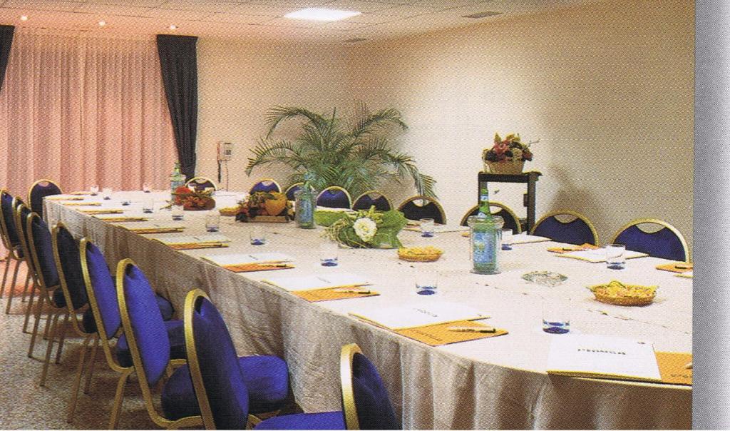Restaurace v ubytování Hotel Piroga Padova