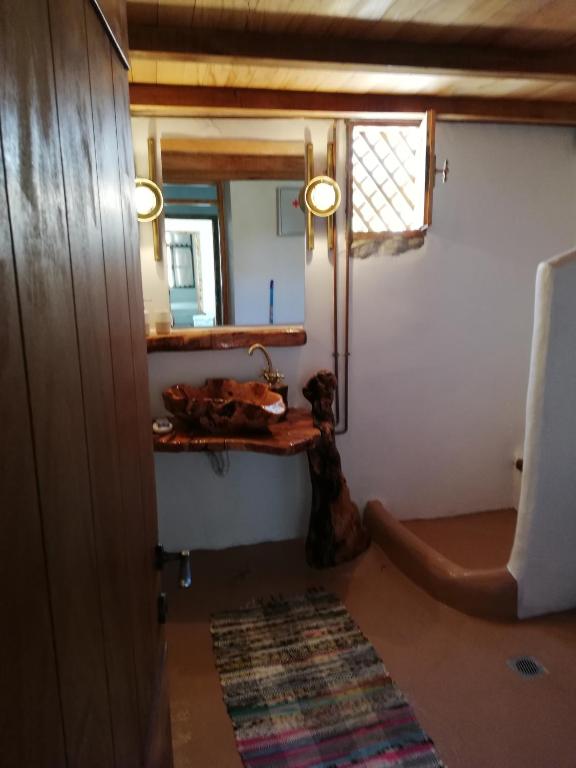 Kuchyň nebo kuchyňský kout v ubytování Yalos House