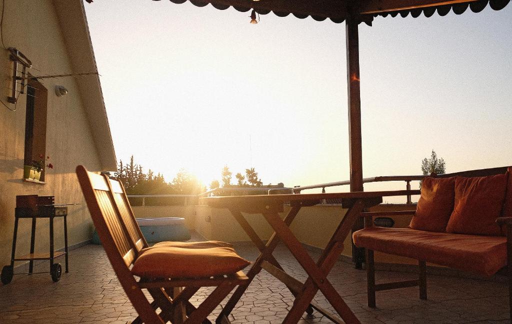 Balkón nebo terasa v ubytování Friends Terrace