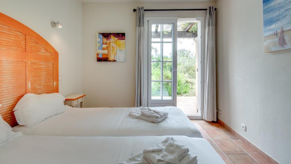 Vacancéole – Le Domaine de Camiole - Villa De Trois Chambres Avec Piscine Privée