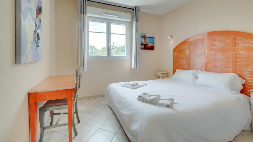 Vacancéole – Le Domaine de Camiole - Appartement De Deux Chambres (6 Adultes)
