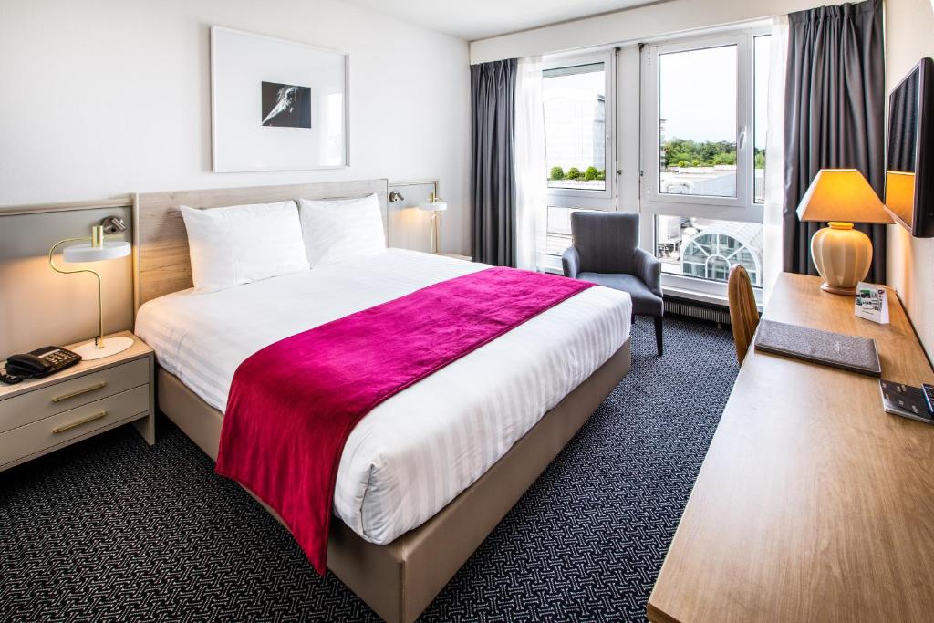 
Premium Double Room with Kitchenette
