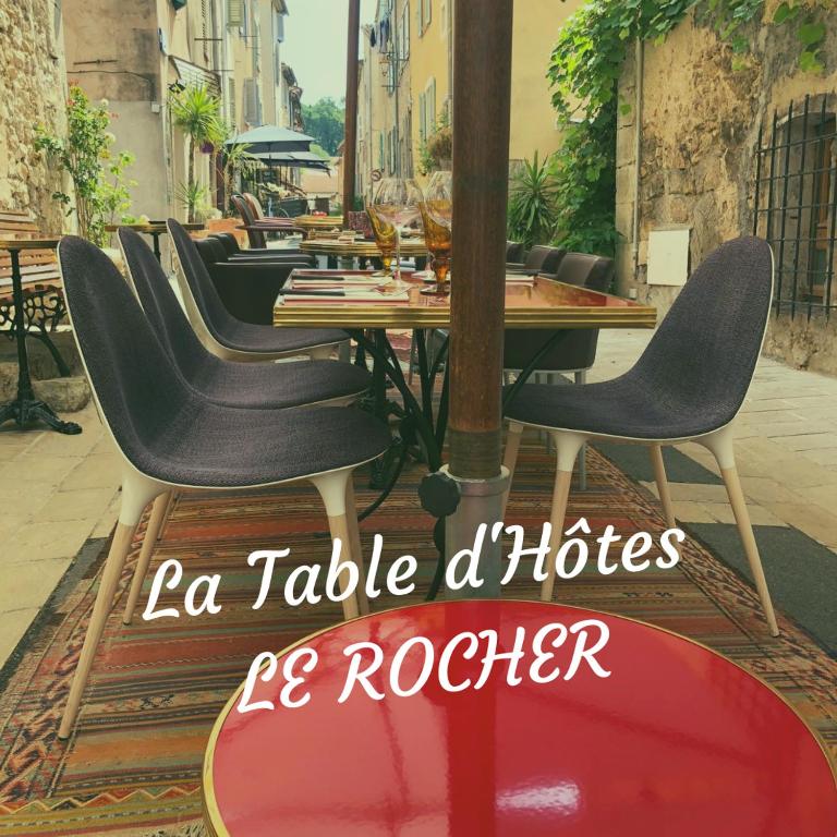 Posezení v ubytování Demeure d'hôtes Le Rocher