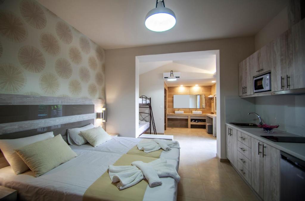 Paradise Apartments - 