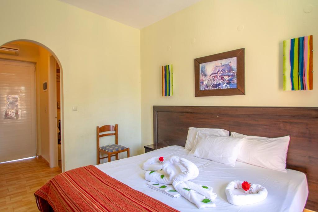 Paradise Apartments - 