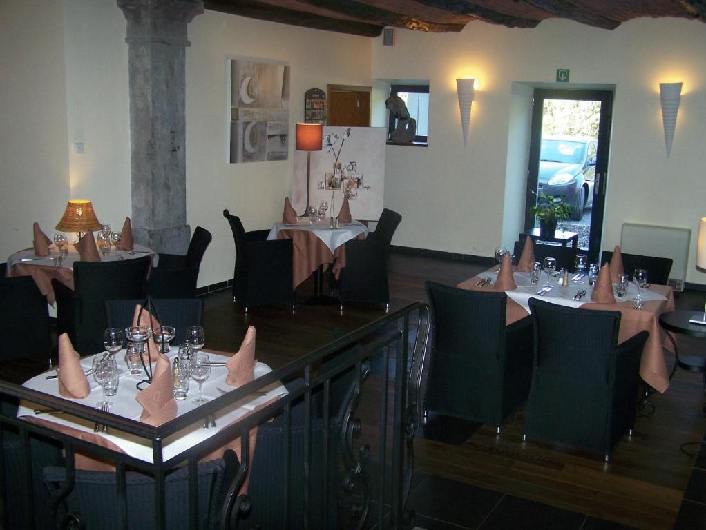 Restaurace v ubytování Hotel Les Mignees