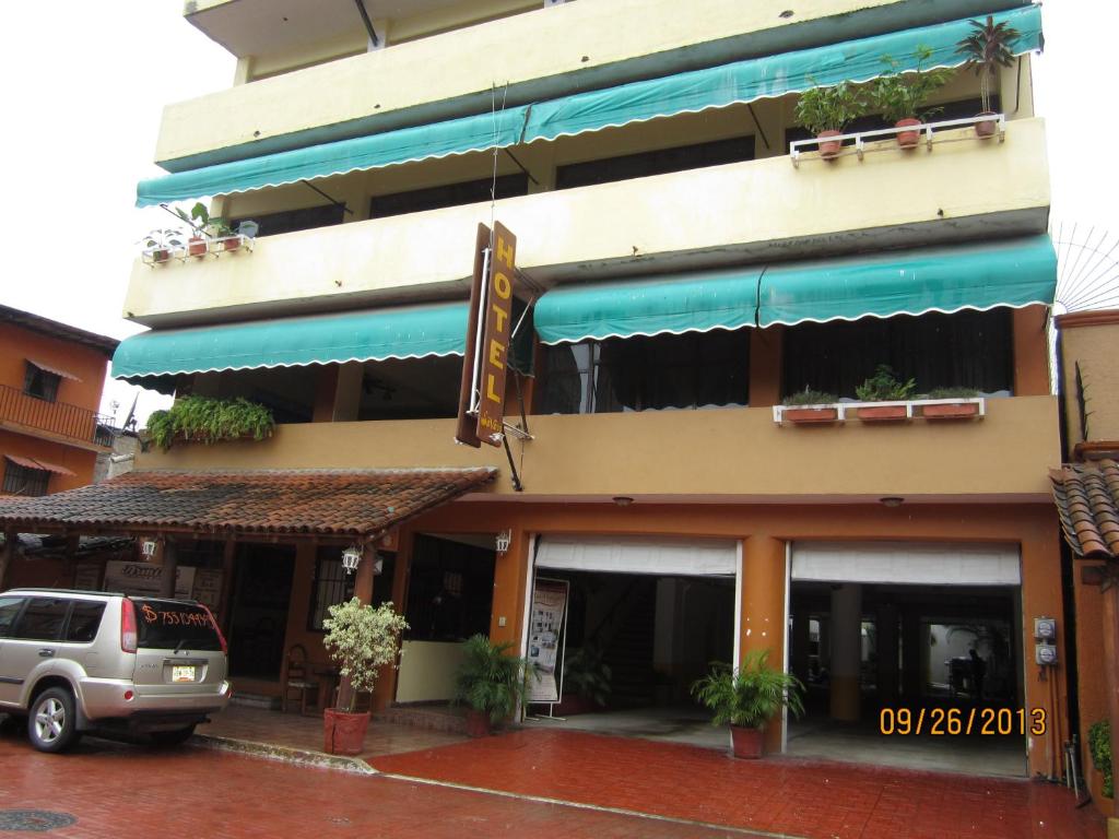 Budova, kde se hotel nachází