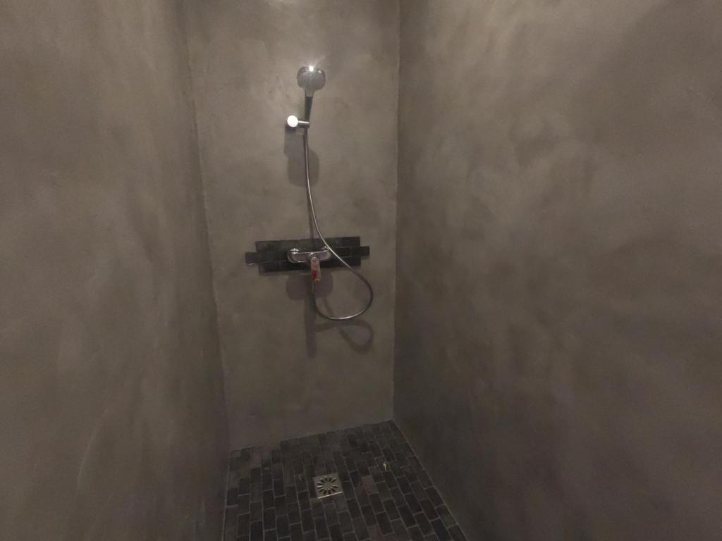 Koupelna v ubytování chambres d'hôtes le clos marty