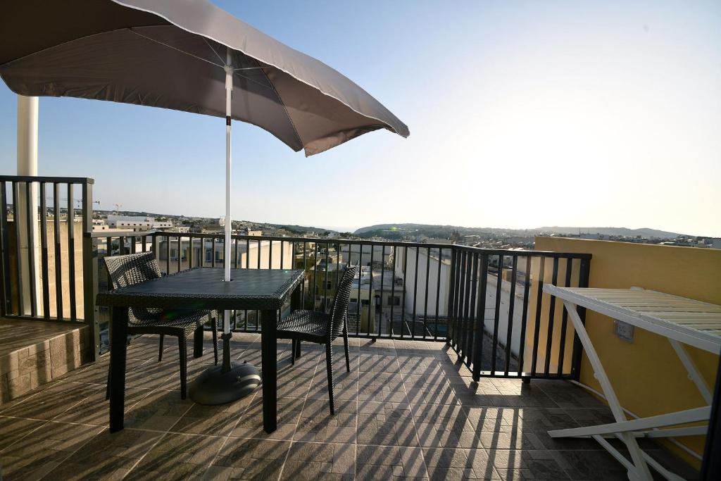 Balkón nebo terasa v ubytování Anici Crt Penthouse 4 - with private rooftop pool